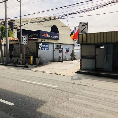 The Mansion - 2 Pax Solo Budget Room Near Airport Terminal Manila Exterior foto